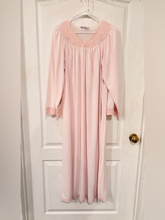 Shadowline Other - Shadowline Soft Pink Long Lace-Trim Nightgown
